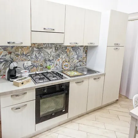 Little House Pisani פלרמו