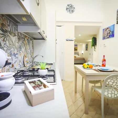 Little House Pisani דירה פלרמו